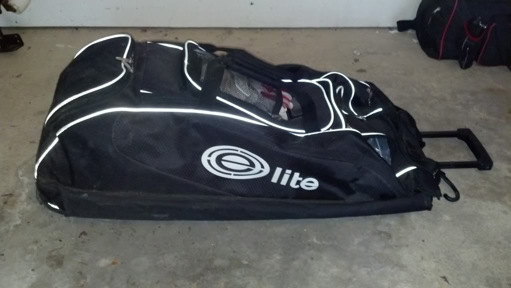 elite softball bags