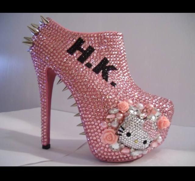 hello-kitty-pink-heels_zpss4g5ga8d.jpg
