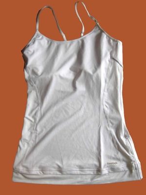 Nữ: Quần áo tập yoga, gym bộ gió, nỉ, thể thao Adidas, Nike, Puma, Reebok hàng chính hãng giá outlet Nữ: Quần áo tập yoga, gym bộ gió, nỉ, thể thao Adidas, Nike, Puma, Reebok hàng chính hãng giá outlet