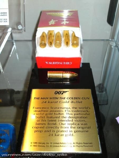 James-Bond-The-Man-With-The-Golden-Gun-5-S-D-Studios-Golden-Bullets-2_zps5227aef1.jpg