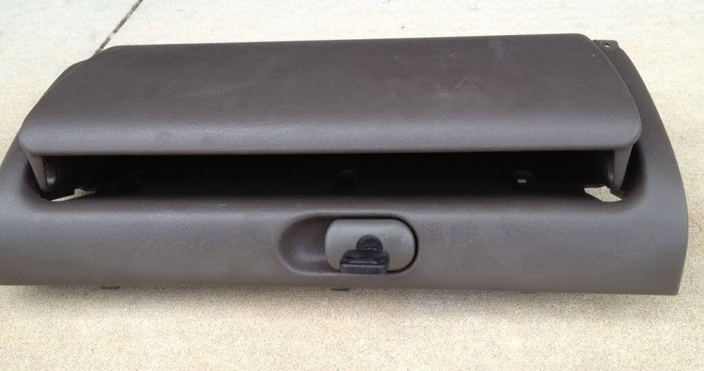FS Gray glove box with key VW Vortex Volkswagen Forum