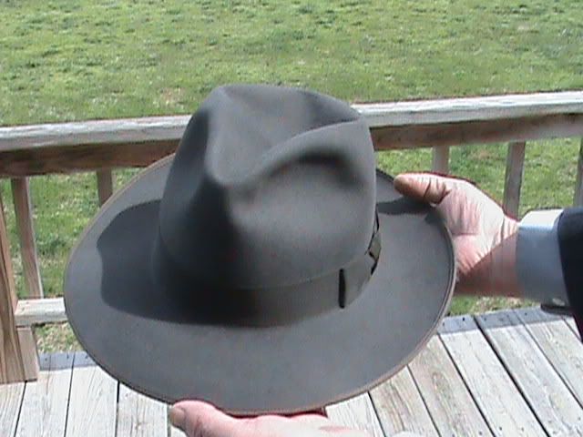 Fedoras031.jpg